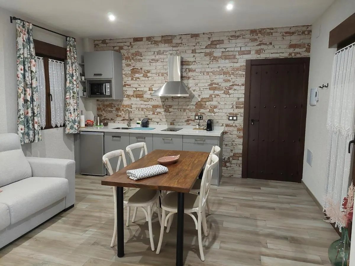 Apartamentos Turisticos El Aove Baeza Apartment