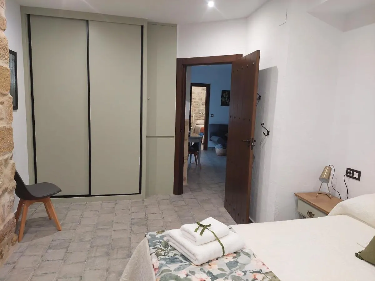 Apartamentos Turisticos El Aove Baeza