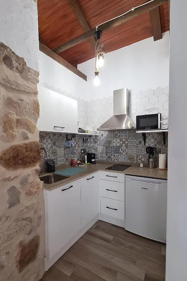 Apartamentos Turisticos El Aove Baeza