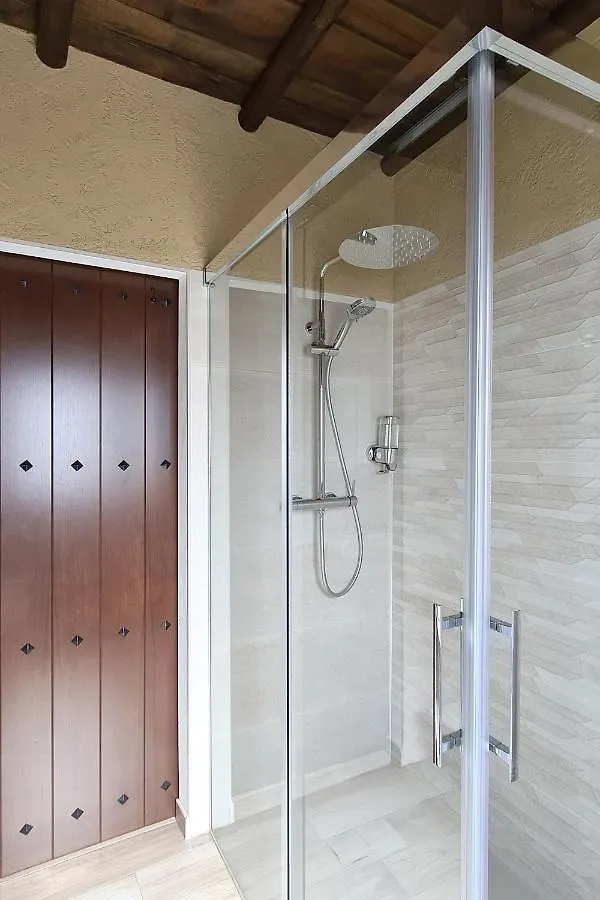 Apartamentos Turisticos El Aove Baeza 0*,